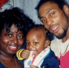 DAngelo và #AngieStone cùng con trai Michael D'Angelo Archer II 🤎