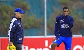 Reinaldo rueda rivera (born april 16, 1957 in cali) is a colombian football manager who is currently in charge of the colombia national football team.in 2011, rueda was naturalized as a honduran citizen. Reinaldo Rueda Ecuador Sigue Creciendo Deportes Opinion Bolivia