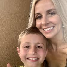 Alison Bulger's Instagram, Twitter & Facebook