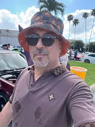 Good afternoon everyone! We have Kyle Kuhbander vs Jacob Flynn vs Bailey  Webb! See you tomorrow!