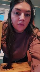 Bailey Shaw's Instagram, Twitter & Facebook