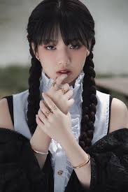 Modern Collectible: Aimee, Grey D, Min, Bích Phương và Chloe Nguyễn trong  chiến dịch Tiffany Lock