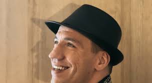 Belle, charismatique, intense, passionnée et quelque peu théâtrale, "Ma  belle lionne" de Steve Richer