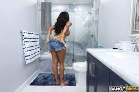 Zoey Sinn Shower Creampie porn 🌶️ picture gallery - PornHat
