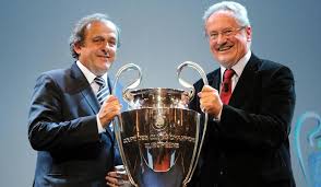 Последние твиты от uefa champions league (@championsleague). Uefa Champions League Trophy Handed To Munich Uefa Champions League Uefa Com