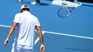 O fakcie tym swoich obserwatorów poinformował sam janowicz. La Curiosa Coleccion De Raquetas Rotas Del Polaco Jerzy Janowicz Eurosport