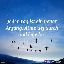 Es ist eine zuversicht gepaart mit einer postitiven erwartung, dass in der zukunft etwas wünschenswertes eintritt. Hoffnung Die Schonsten Spruche Zum Thema Liebenswert Magazin