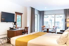 Solana, a simplified molecular testing platform, is making molecular diagnostics faster and easier than ever before, without sacrificing performance. Solana Hotel Spa MellieÄ§a Updated 2021 Prices