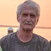 Elizabeth Philbrook's Instagram, Twitter & Facebook