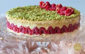 Delicieux Framboisier A La Pistache Notebook Gourmand Recette Framboisier Alimentation Cuisine Et Boissons