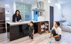 Dec 26, 2020 · タマホームで建てたある施主は、例によって家のなかに不具合を発見し、担当者に指摘しました。すると、 「あぁ、タマホームですから」 のひと言で流されたのです。 「『タマホームですから』って、あきらめろってこと？ Suumo ã‚¿ãƒžãƒ›ãƒ¼ãƒ ã®å»ºç¯‰å®Ÿä¾‹ä¸€è¦§ æ³¨æ–‡ä½å®…