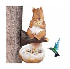 Cute Squirrel Bird Feeder Hanging Garden Statues, Wild Bird Seed Feeder  Tree Decorations Art Sculpture for Yard Garden, Whimsical Garden  Decorations (Color : Brown, Size : 8.7 * 3.9In) : Amazon.ca: Patio, Lawn &  Garden