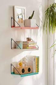 Des étagères colorées, pratiques et à petit prix pour toute la maison. 7 Idees De Etageres Murales En Metal Etageres Murales Parement Mural Mobilier De Salon