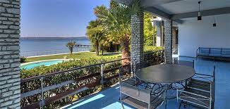 A lugana di sirmione, a soli 100 metri dal lago, prossima realizzazione di nuova e luminosa villa. Case A Sirmione In Vendita E Affitto Risorseimmobiliari It