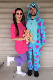 47 Of The Best Couples Halloween Costumes For 2021 Duo Halloween Costumes Couples Halloween Outfits Cute Couple Halloween Costumes