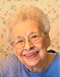 Rosemary Mcvicker's Instagram, Twitter & Facebook