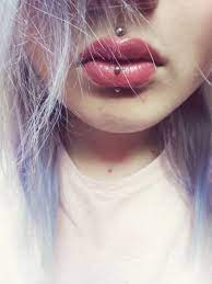 Philtrum Vertical Labret Piercings Cool Piercings Lip Piercing Face Piercings