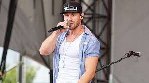 Chase rice (born september 19, 1985) is an american country music singer, songwriter, and reality television personality. Who Is Chase Rice About Singer Who Dated The Bachelor S Victoria F Hollywood Life