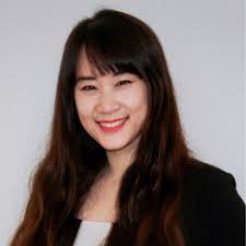 Onraluck Danchuwong: Ausbildung und Berufserfahrung