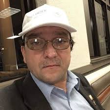 Where's the Best Place in Long Beach for good pizza, by the slice?