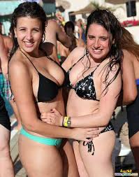 لاشك ان المؤخرات سحر قوي للرجال و الشباب بشكل خاص. ØµÙˆØ± Ø¨Ù†Ø§Øª Ø¨Ø§Ù„Ø¨ÙƒÙŠÙ†ÙŠ 2021 Photo Girls Bikini 2021 Ù…Ù†ØªØ¯ÙŠØ§Øª ØºÙ„Ø§Ø³Ø©