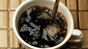 First Cup Of Coffee With Less Sugar It Was Hard My Hand Was Shaking I Wanted To Put More Sugar In It But I Kaffeesuchtiger Kaffee Und Kuchen Kaffee Oder Tee