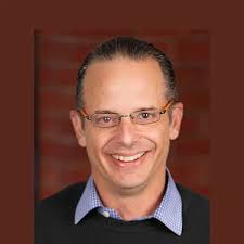 About the Jeanne & Dan Valente Center for Arts & Sciences