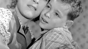 1940: Nazis greifen in Schweizer Film ein und fördern so künftige  Schwulenikone