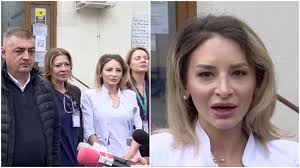 cross-promotion Kanald2) Acestea sunt ULTIMELE imagini cu Ștefania Szabo în  viața! Doctorița a murit în spital, la scurt timp după un scandal uriaș ????⤵