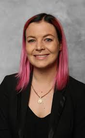 Ellen Spallino, FEMBA '21, has been volunteering her time to help those  most at risk during the COVID-19 pandemic.