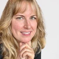 9 "Lisa Flink" profiles