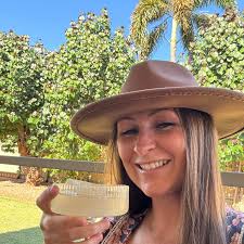 Can anyone help. Cars broken down at pretty pool and tides coming in. Would  be happy to pay for help xx Update- we're all good now