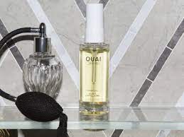 We all want out hair to smell good always this is the easiest way of using essential oils for your hair. The 14 Best And Best Smelling Hair Oils For Shiny Healthy Vacation Hair