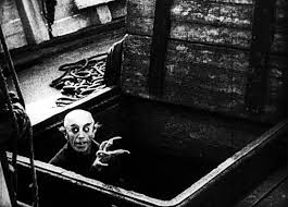 This page is based on the copyrighted wikipedia article nosferatu_%28sagengestalt%29 (authors); Detailansicht Film Murnau Stiftung