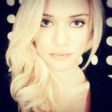 Alisa Aydin's Instagram, Twitter & Facebook