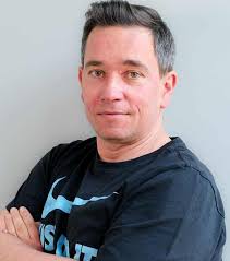 Vinlivt Co-Founder Borowski über neue Kommunikation in der Finanzwelt