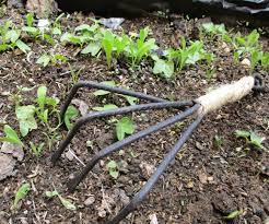 Well kept lawns, neatly trimmed hedges, and borders filled with plants, make a huge difference, to how your property looks. Diy Garden Rake No Welding Instructables