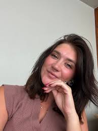 Photographer needed for fashion and jewelry shoot in Queens