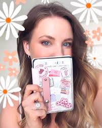 Riding the High 💙 book three in the Silver Pines series. This book was a 4  ⭐️ for me it was amazing don't get me wrong…. I'm just not a massive of