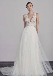 The Best Wedding Dress Style For Short Girls Short Girl Wedding Dress Wedding Dress For Short Women Pronovias Wedding Dress