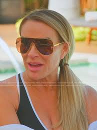 WornOnTV: Heather's gold frame sunglasses