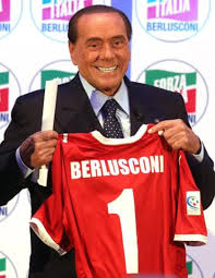Mi sono trovato veramente bene. Berlusconi Monza Foto Di Rito Con La Maglia Ufficiale Gazzetta Dello Sport