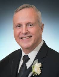 Erin Rapp's Instagram, Twitter & Facebook