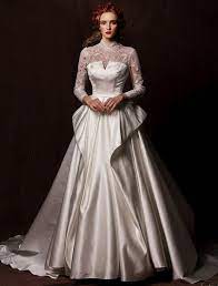 Folgen sie den modischen hochzeitskleidtrends, um das glück jetzt zu treffen! Elegante Brautkleider 2016 Vintage Spitze Ausschnitt Elfenbein Rusche Satin Hochzeitskleid Mit Langen Tailing