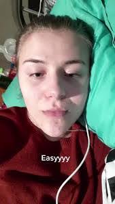 Lacey Jeffries's Instagram, Twitter & Facebook