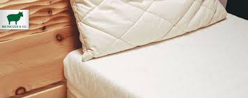 Du siehst in der shop beschreibung, welche modelle verfügbar sind. Matratzen Kissen Bettdecken Und Co Mobel Messmer Monheim Ihr Zirbenholz Spezialist