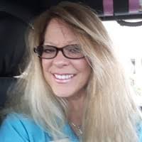 Lisa Pape's Instagram, Twitter & Facebook