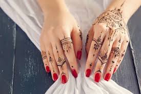 For those that are just entering the world of henna tattoos, arms and hands are the safest place. Henna Tattoos In Koln Alia K Make Up Hairstylist