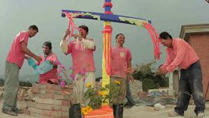 Dia De La Santa Cruz Y Dia Del Albanil Sabes Porque Se Celebra El 3 De Mayo Revista Ferrepat