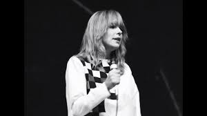 1966 schreibt claude françois, nach der gescheiterten liebesbeziehung mit gall zerfressen von liebeskummer, den titel for you, den er mit leichten abänderungen unter ein blick in die großen rehaugen und den schmachtenden blick von france gall, und man versteht françois' beweggründe. Quand Claude Francois Manquait De Commettre L Irreparable Sur France Gall Youtube